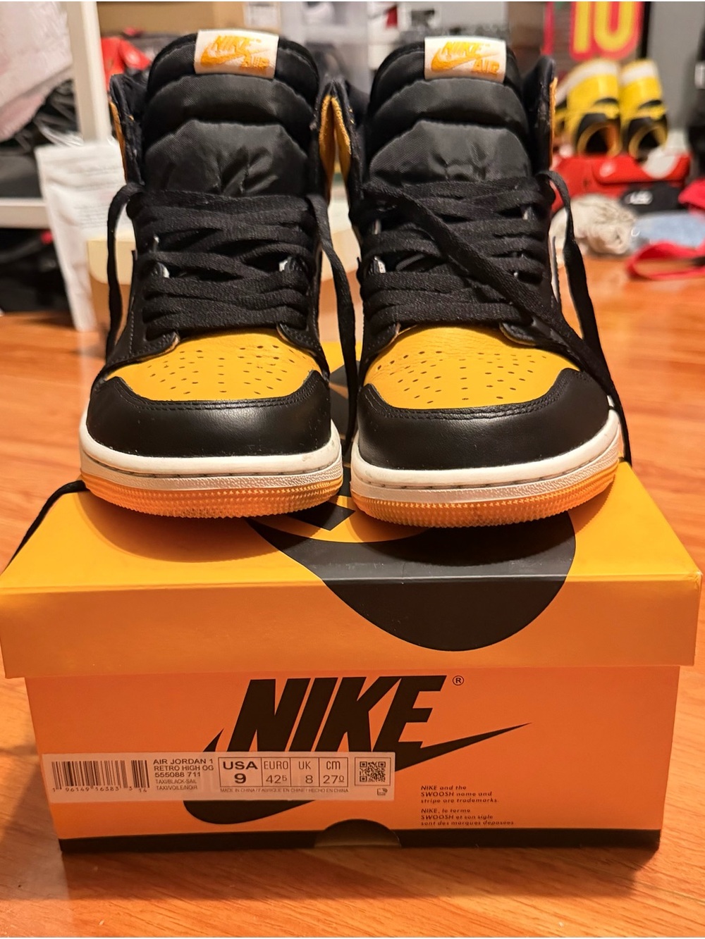 Air Jordan 1 Taxi